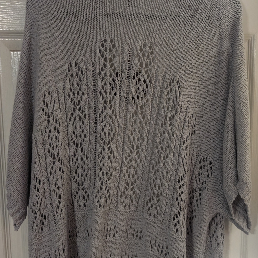 Elegant Gray Women's Sweater